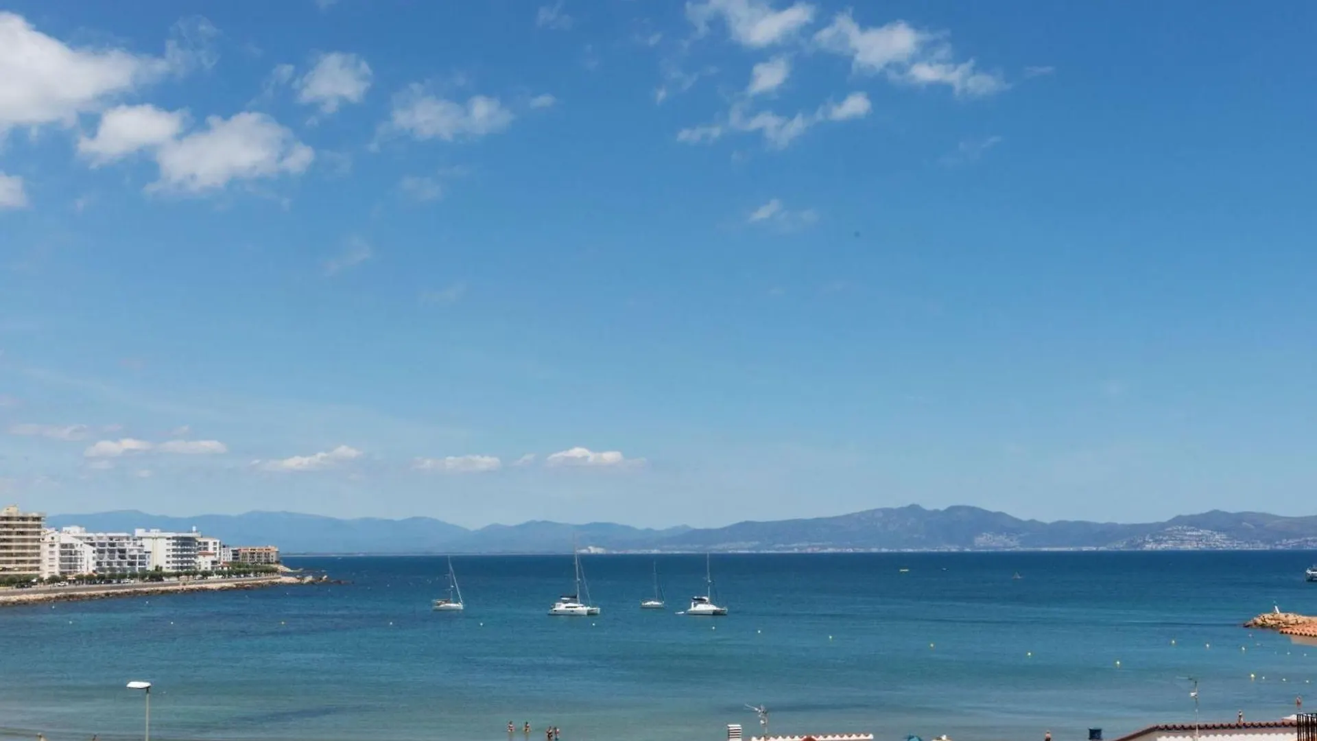 Apartment Fenix Marina By Interhome L' Escala