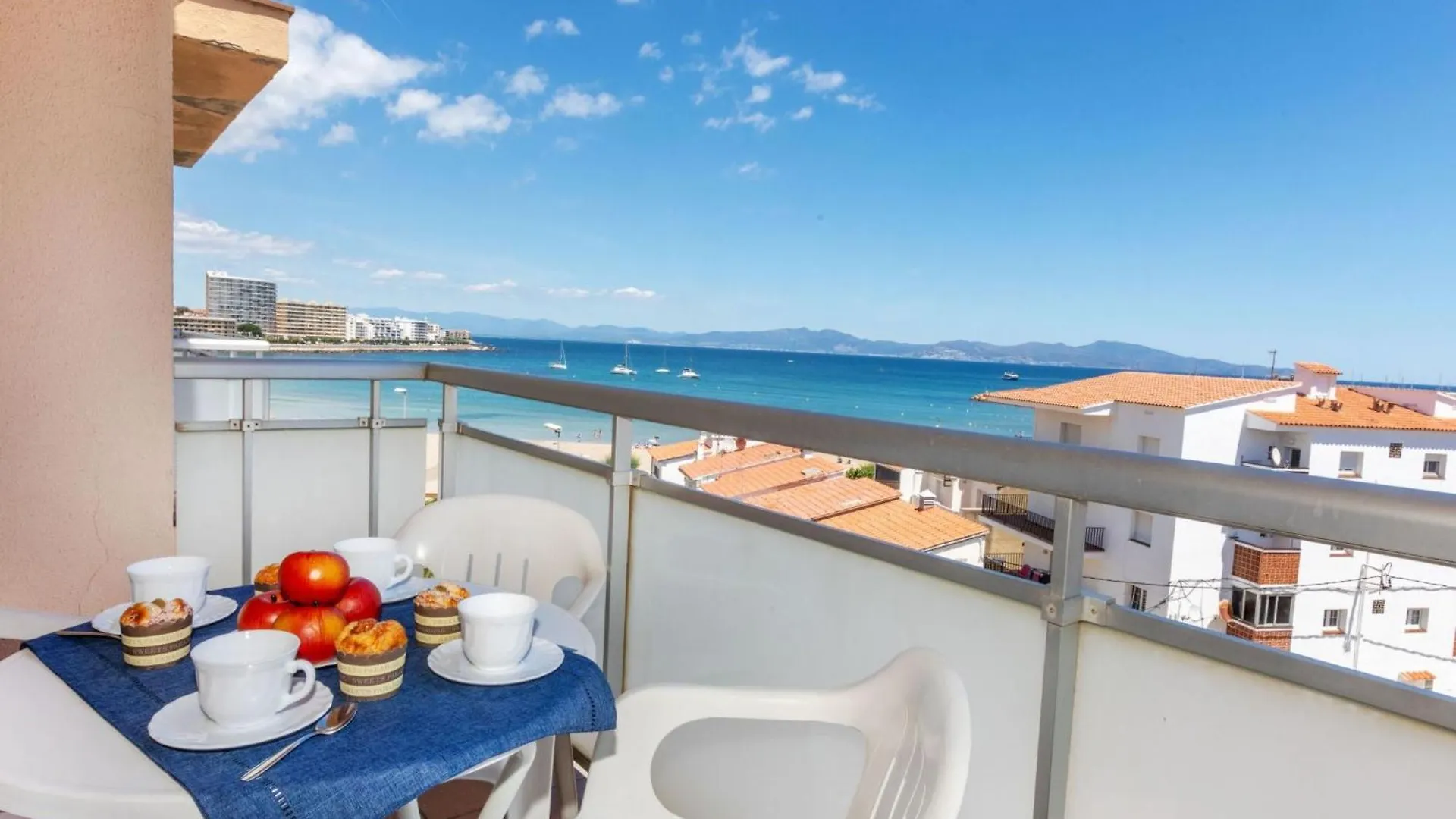 Apartment Fenix Marina By Interhome L'Escala